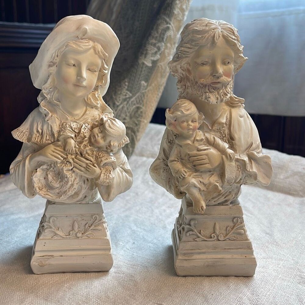 Virgin Mary and Joseph each holding baby Jesus. Winged Angel series. K’s collect